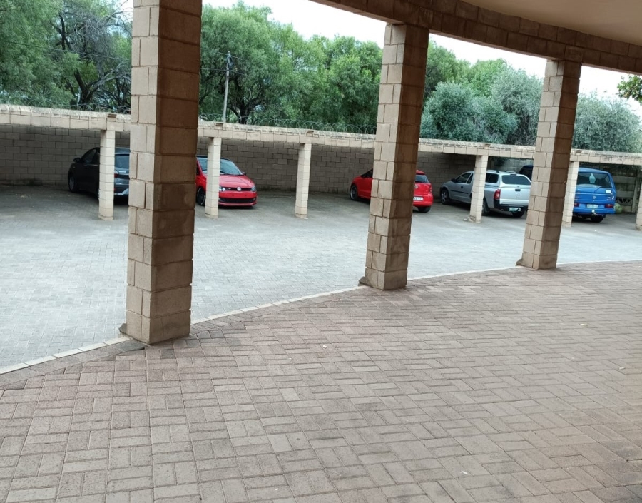 1 Bedroom Property for Sale in Brandwag Free State